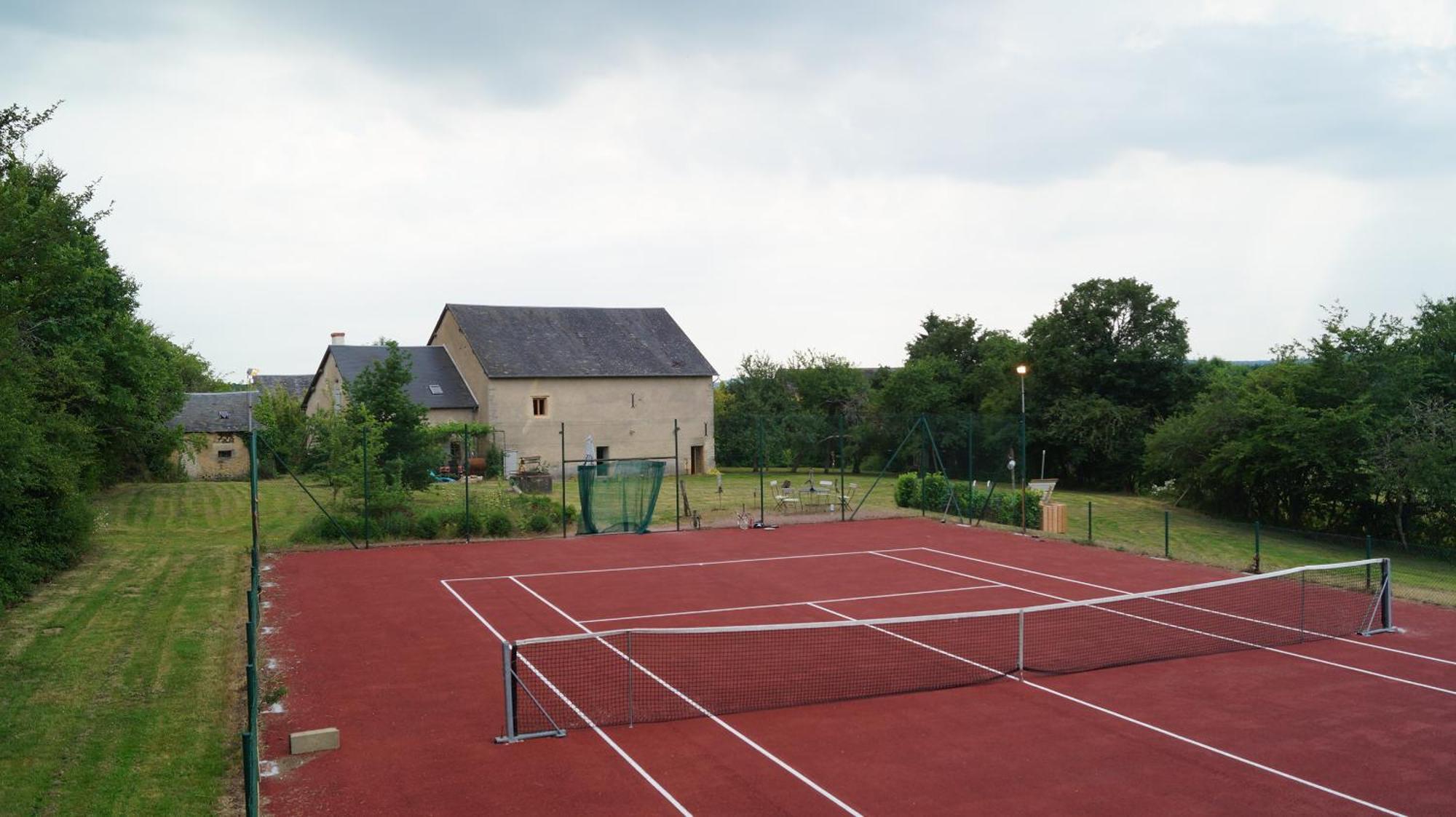 La Vache Tennis Prive Crux-la-Ville 外观 照片
